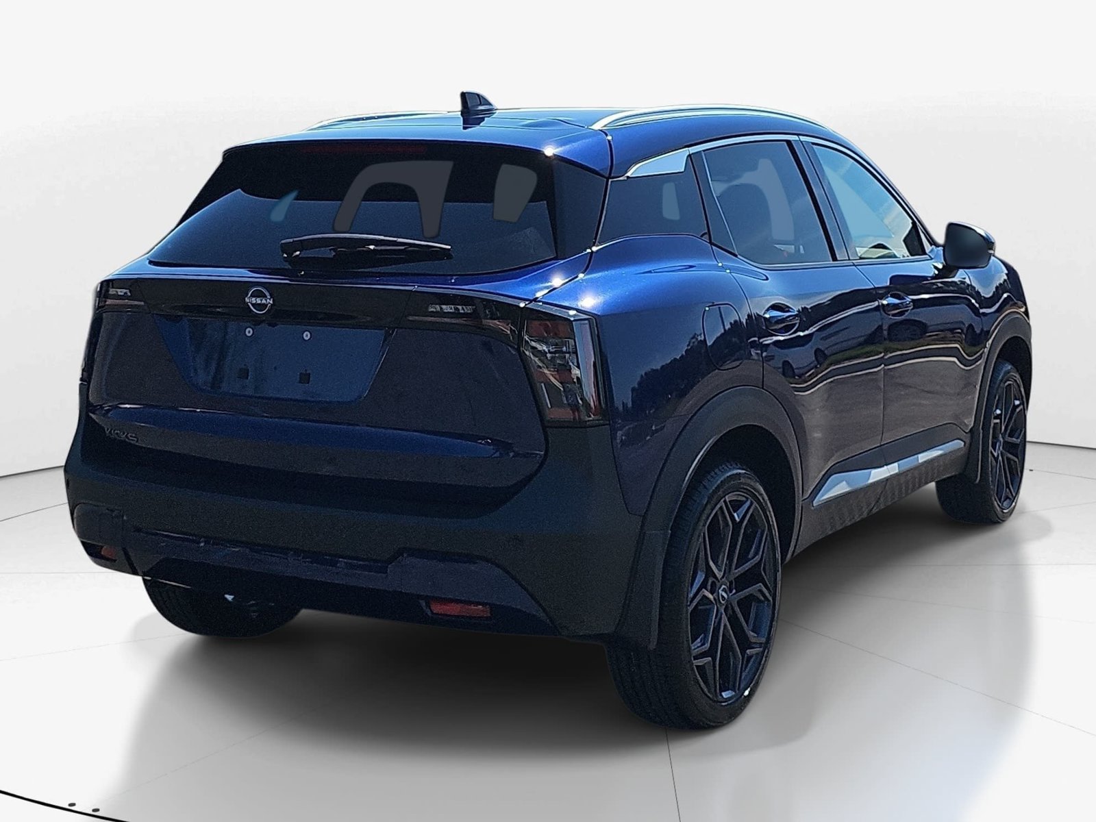 New 2027 Nissan Kicks SR FWD image 6