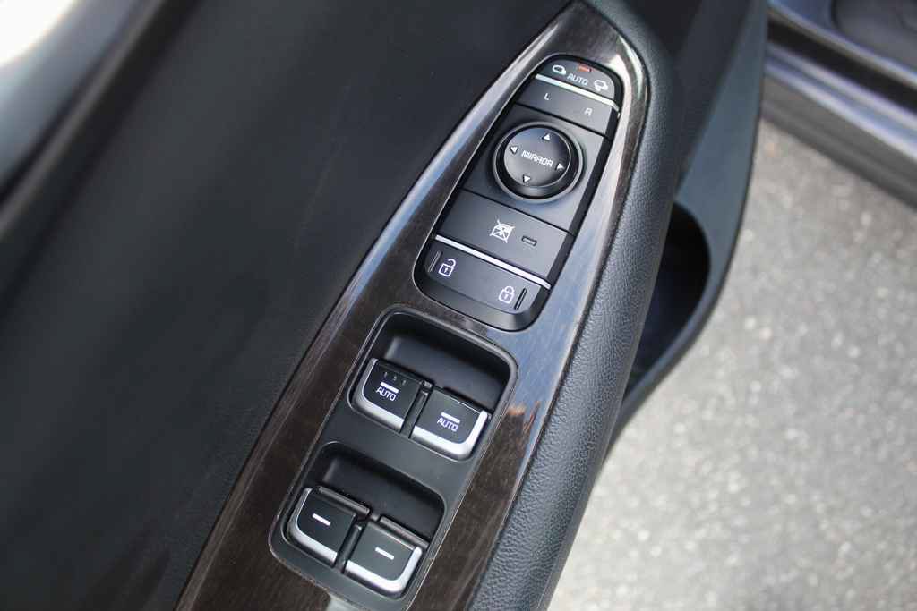 Used 2018 Kia Optima EX FWD image 14