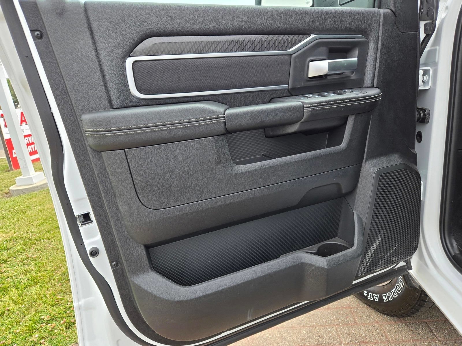 New 2026 RAM 2500 Big Horn AWD/4WD image 11