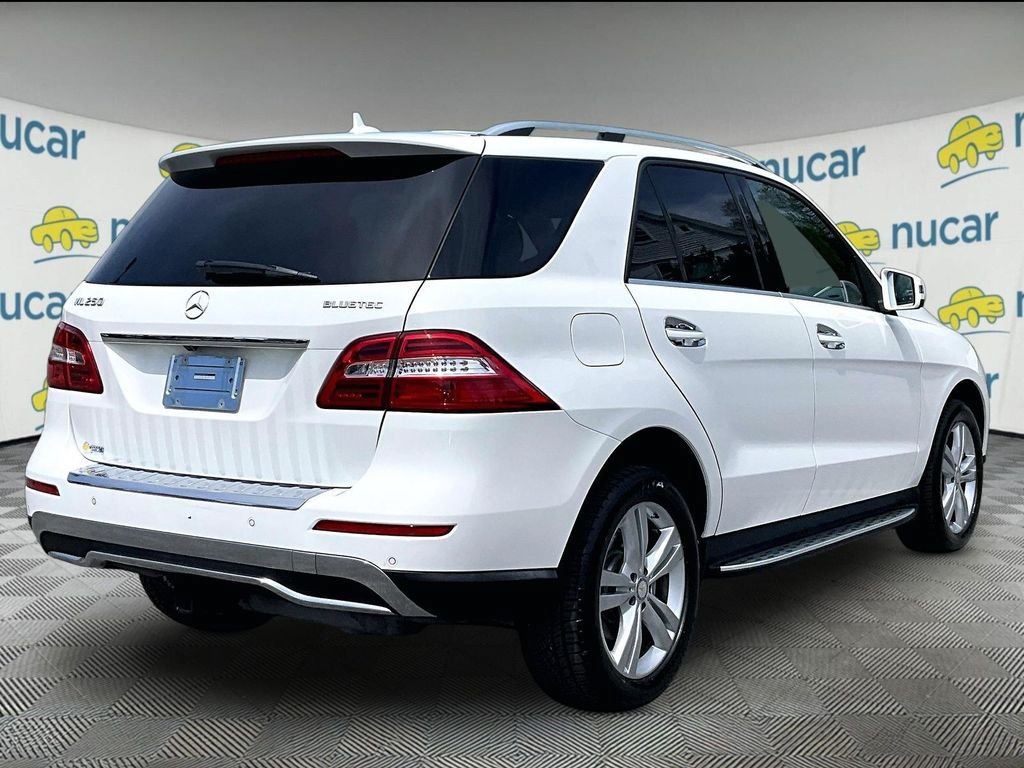 Used 2015 Mercedes-Benz ML 250 BlueTEC 4MATIC image 6