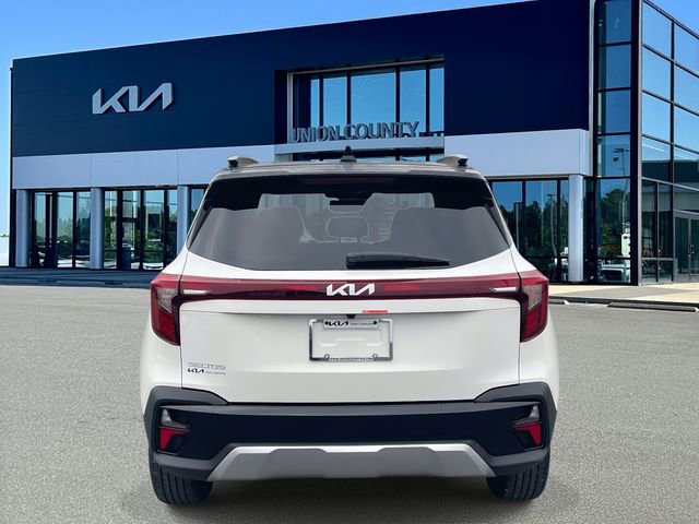 New 2026 Kia Seltos S FWD image 9