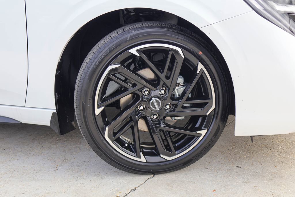 New 2026 Nissan Sentra SR image 17