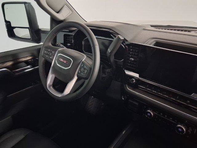 New 2026 GMC Sierra 3500 SLT w/ SLT Premium Package AWD/4WD image 16
