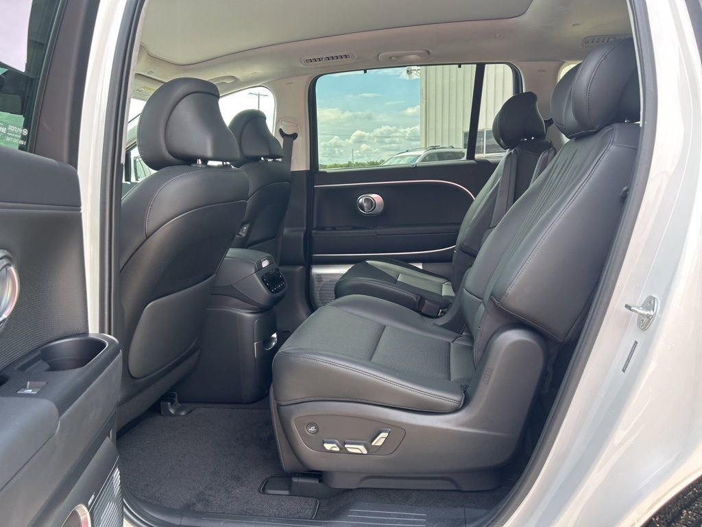 New 2026 Hyundai Ioniq 9 Calligraphy image 21