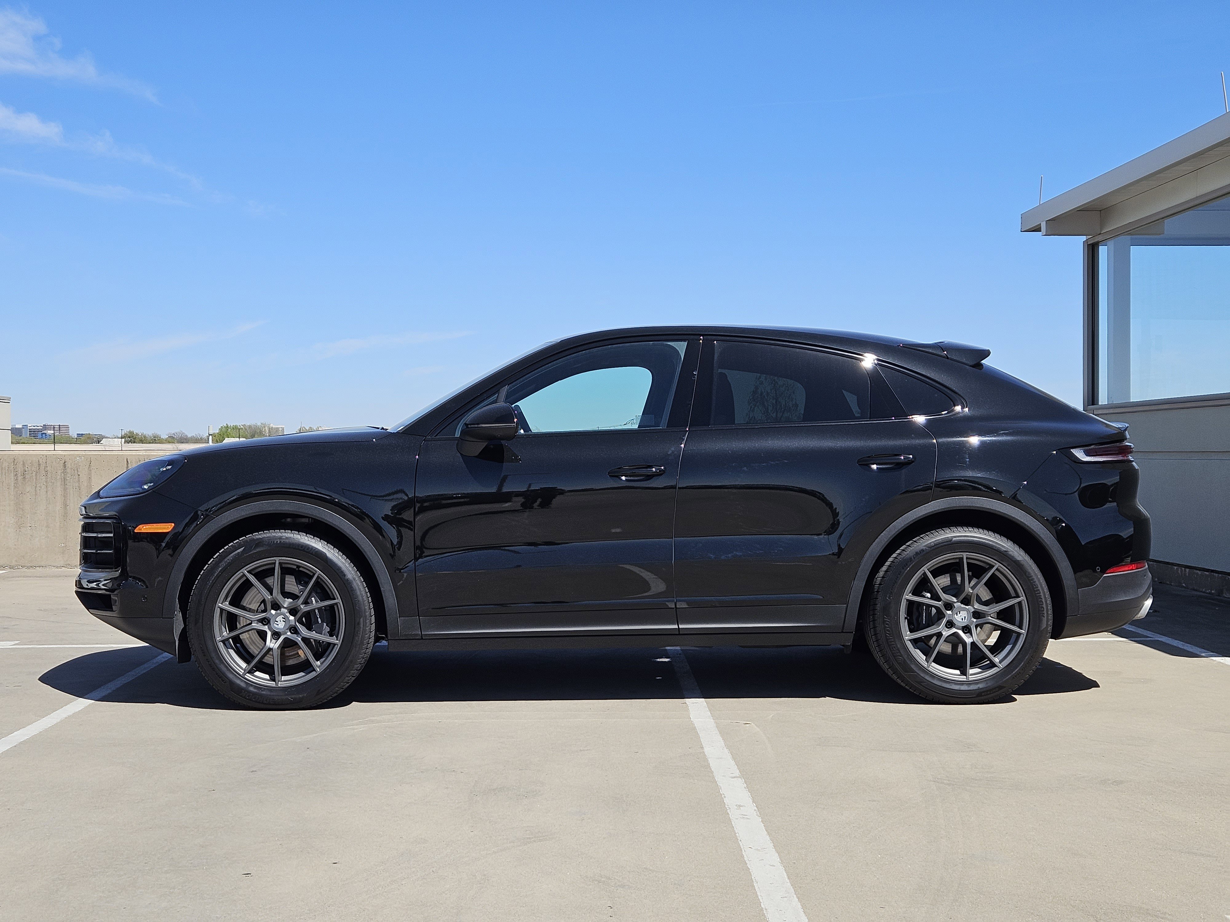 Used 2026 Porsche Cayenne image 2