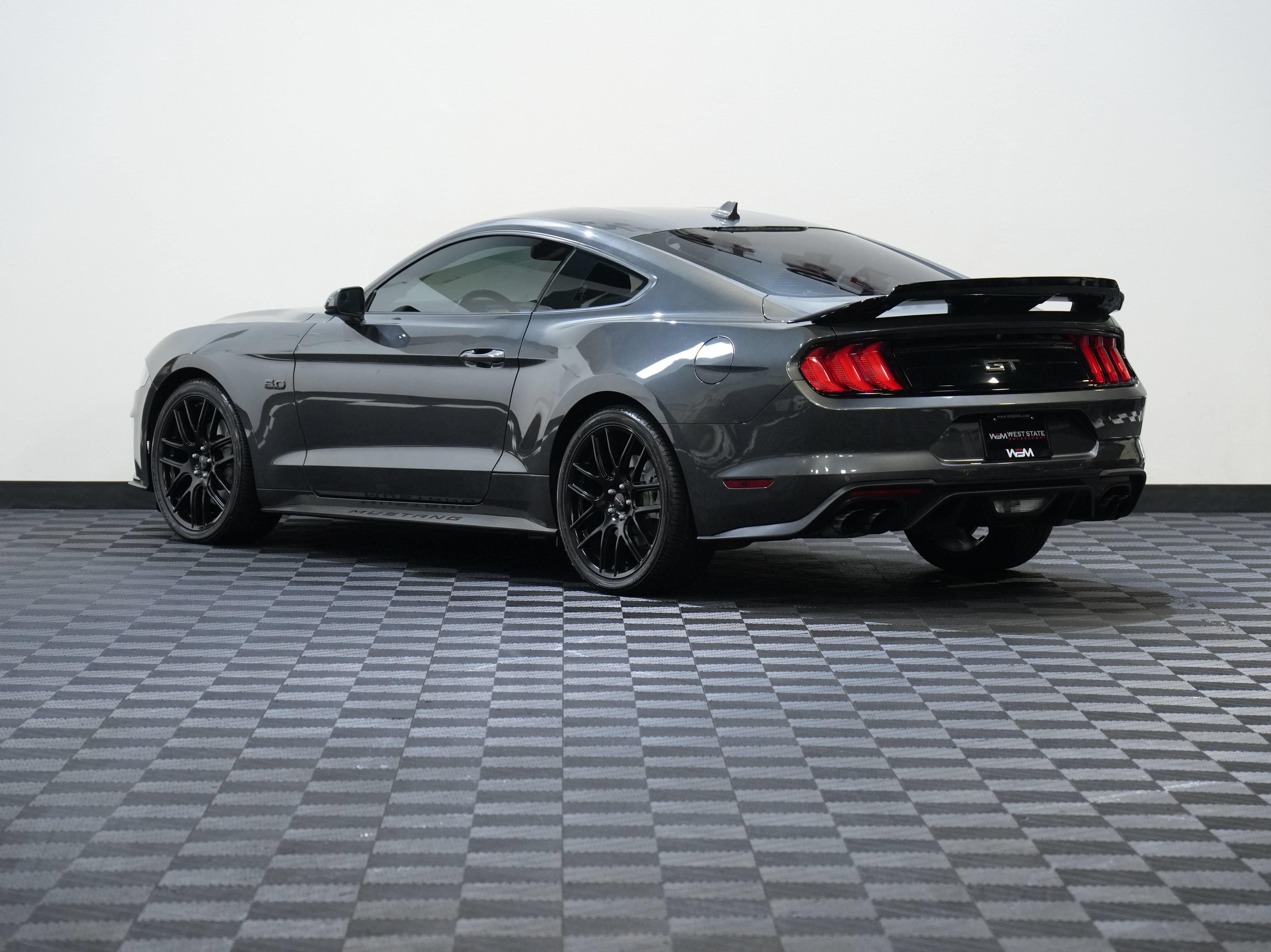 Used 2020 Ford Mustang GT RWD image 8