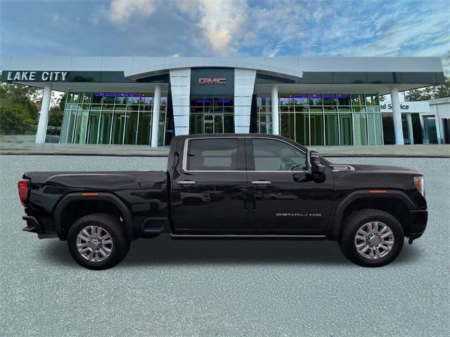 Used 2022 GMC Sierra 2500 Denali image 2