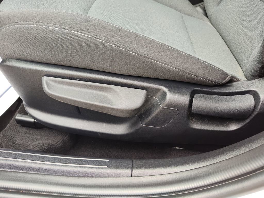 Used 2025 Kia K4 LXS FWD image 21