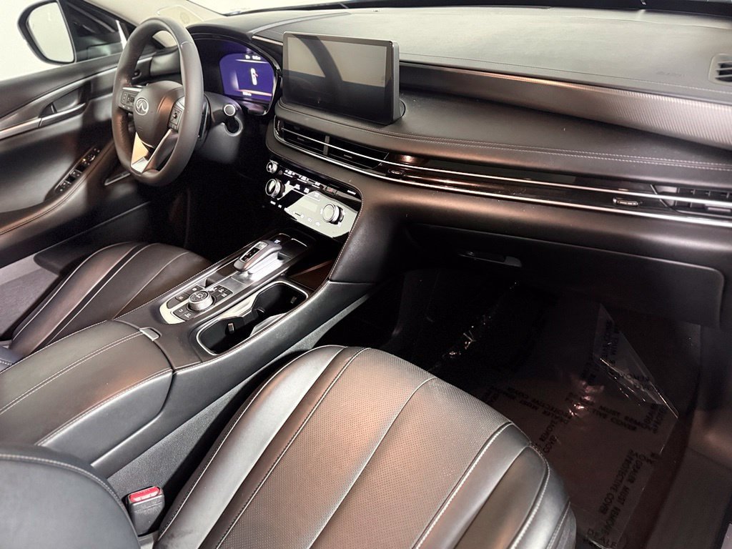 Used 2023 INFINITI QX60 Luxe w/ Performance Audio Package AWD/4WD image 24