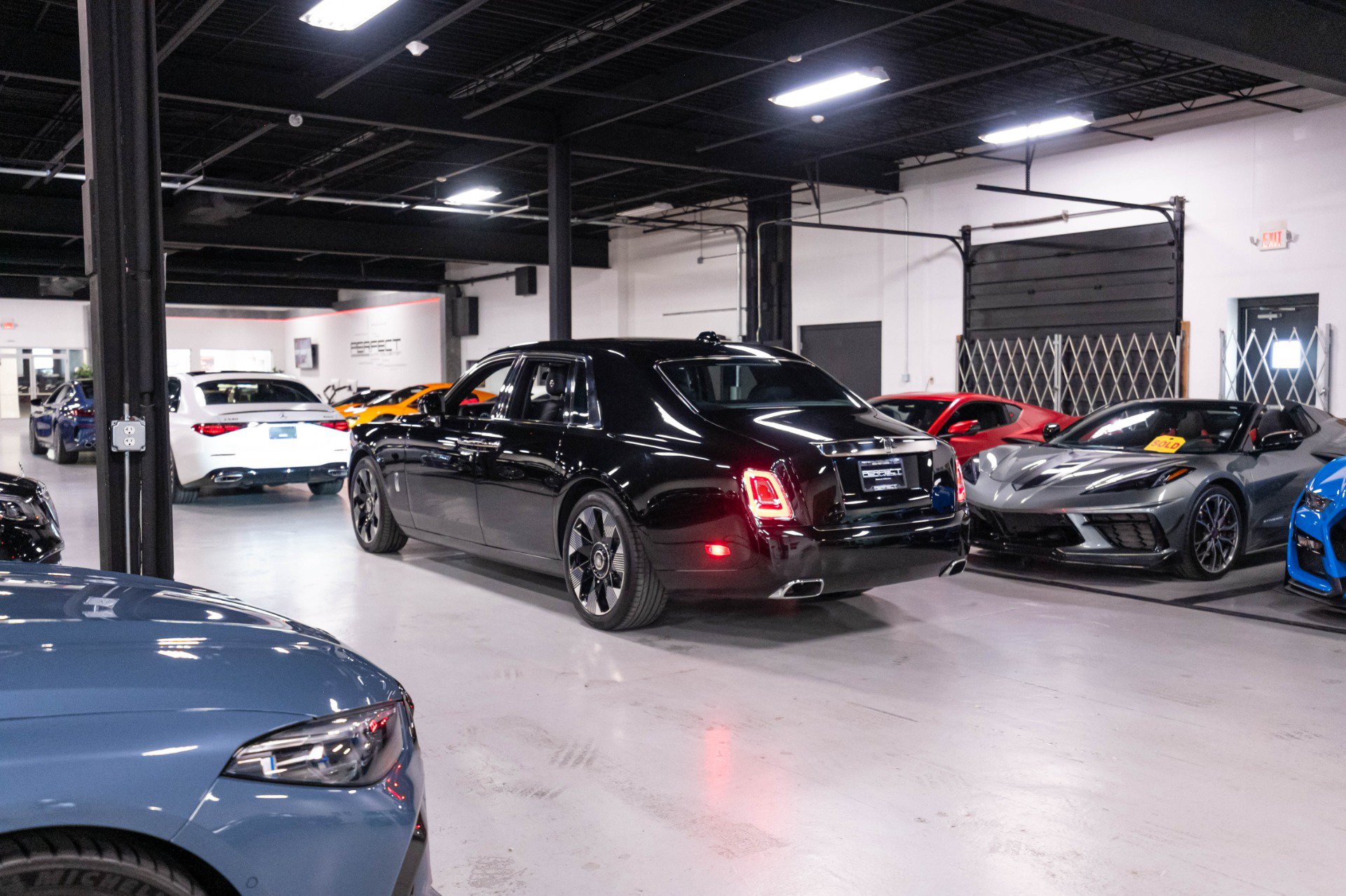 Used 2024 Rolls-Royce Phantom Sedan w/ The Phantom Package RWD image 82