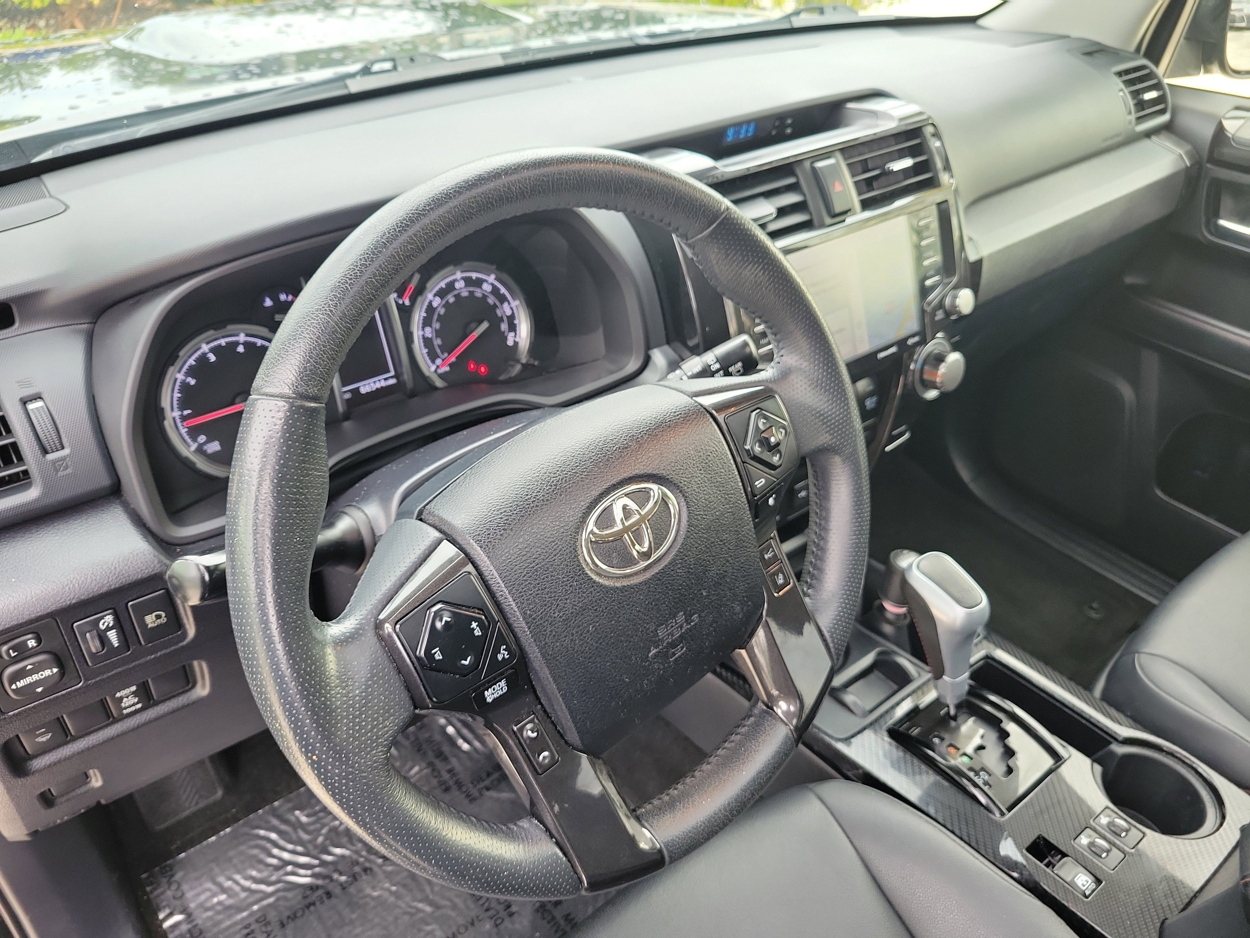 Used 2021 Toyota 4Runner TRD Off-Road Premium w/ Moonroof Package AWD/4WD image 24