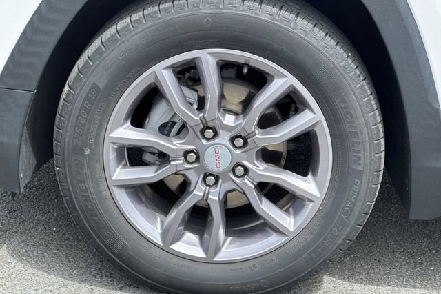 Used 2022 GMC Terrain SLT w/ Tech Package AWD/4WD image 25