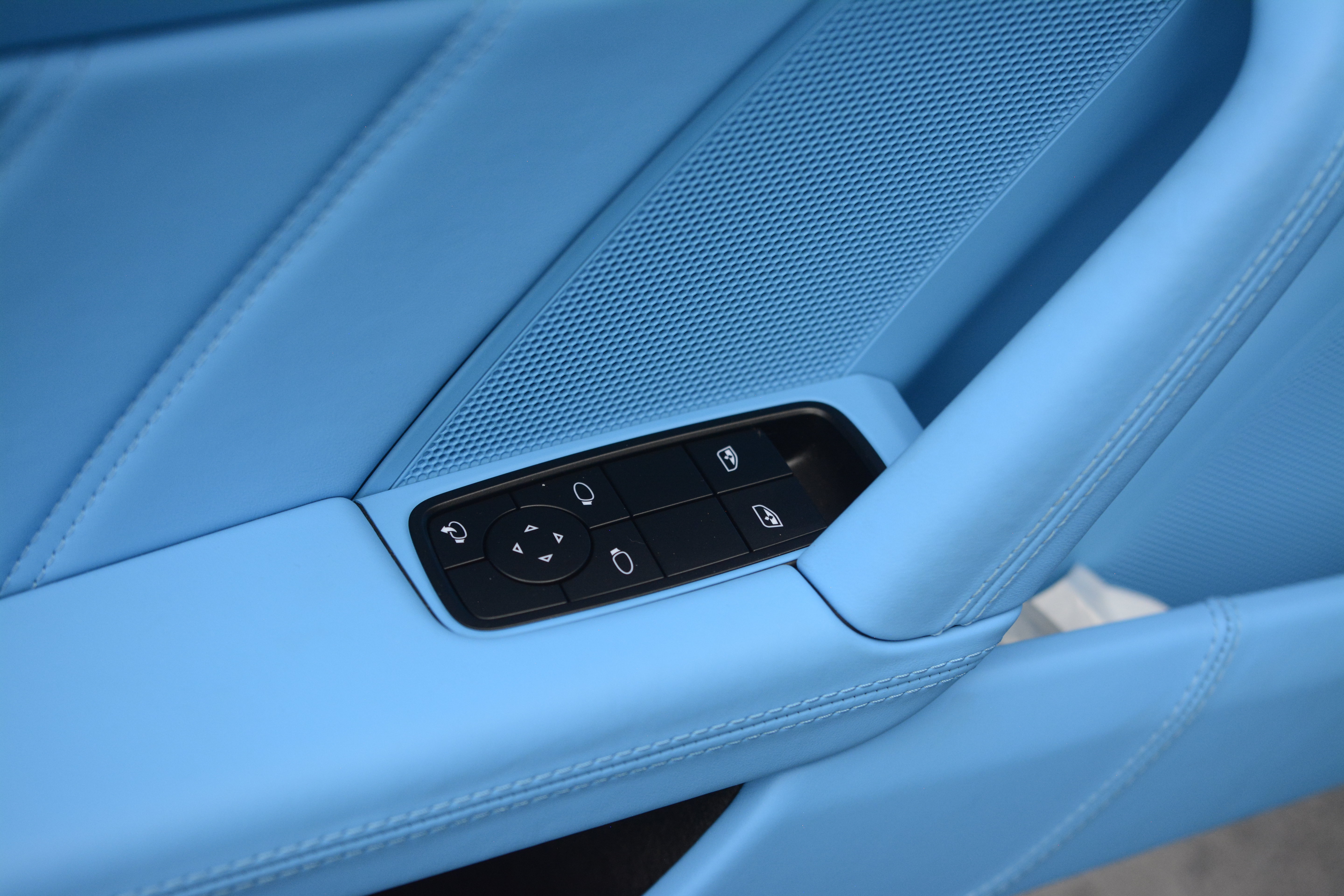 Certified 2026 Porsche 911 Targa 4S AWD/4WD image 16