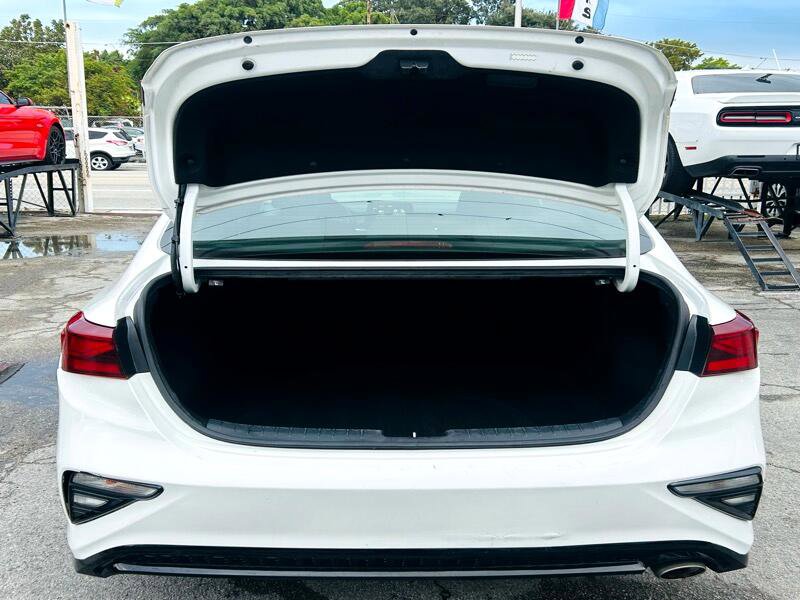 Used 2021 Kia Forte LXS image 12