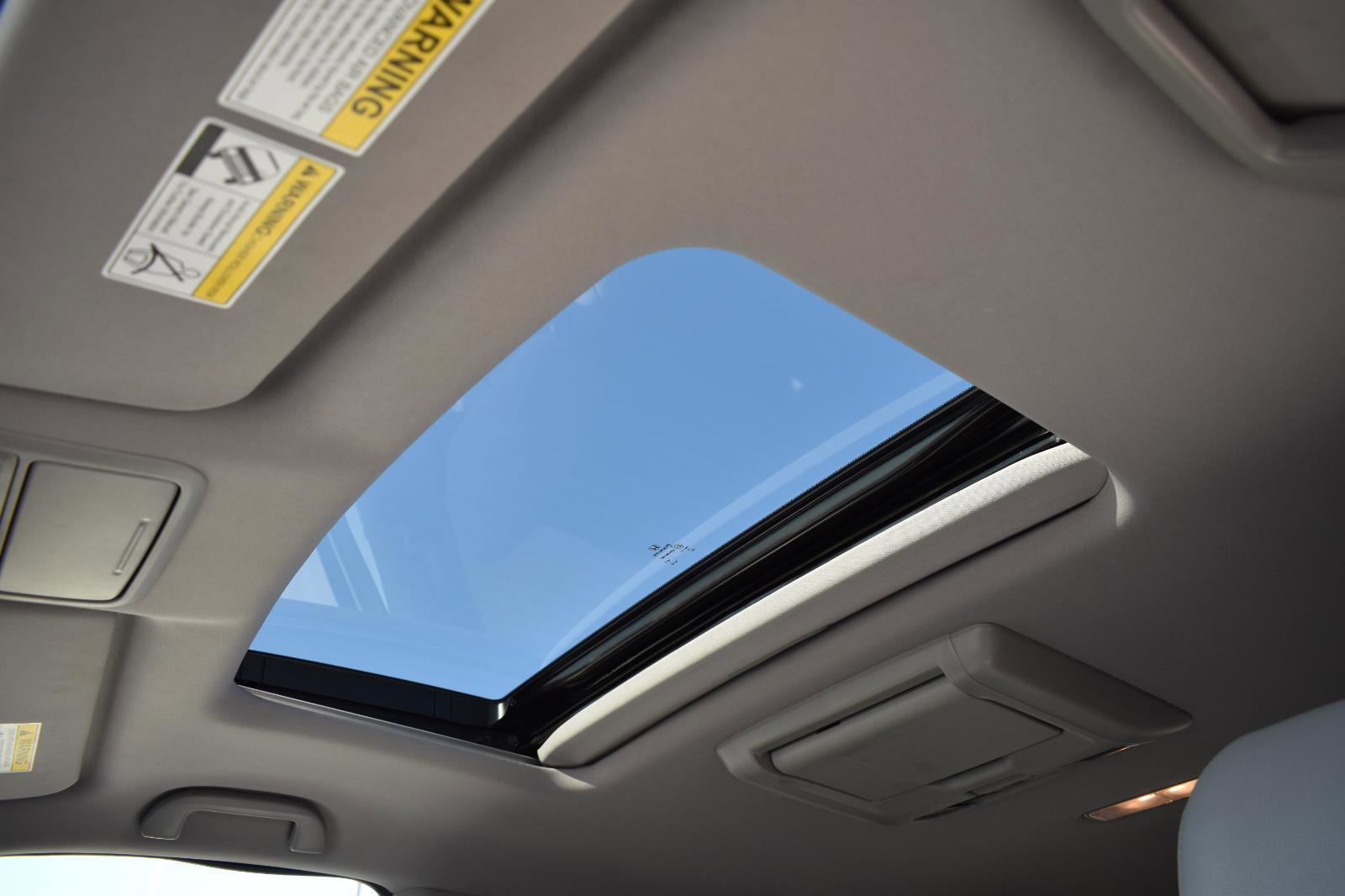 Used 2018 Honda Pilot Touring image 13