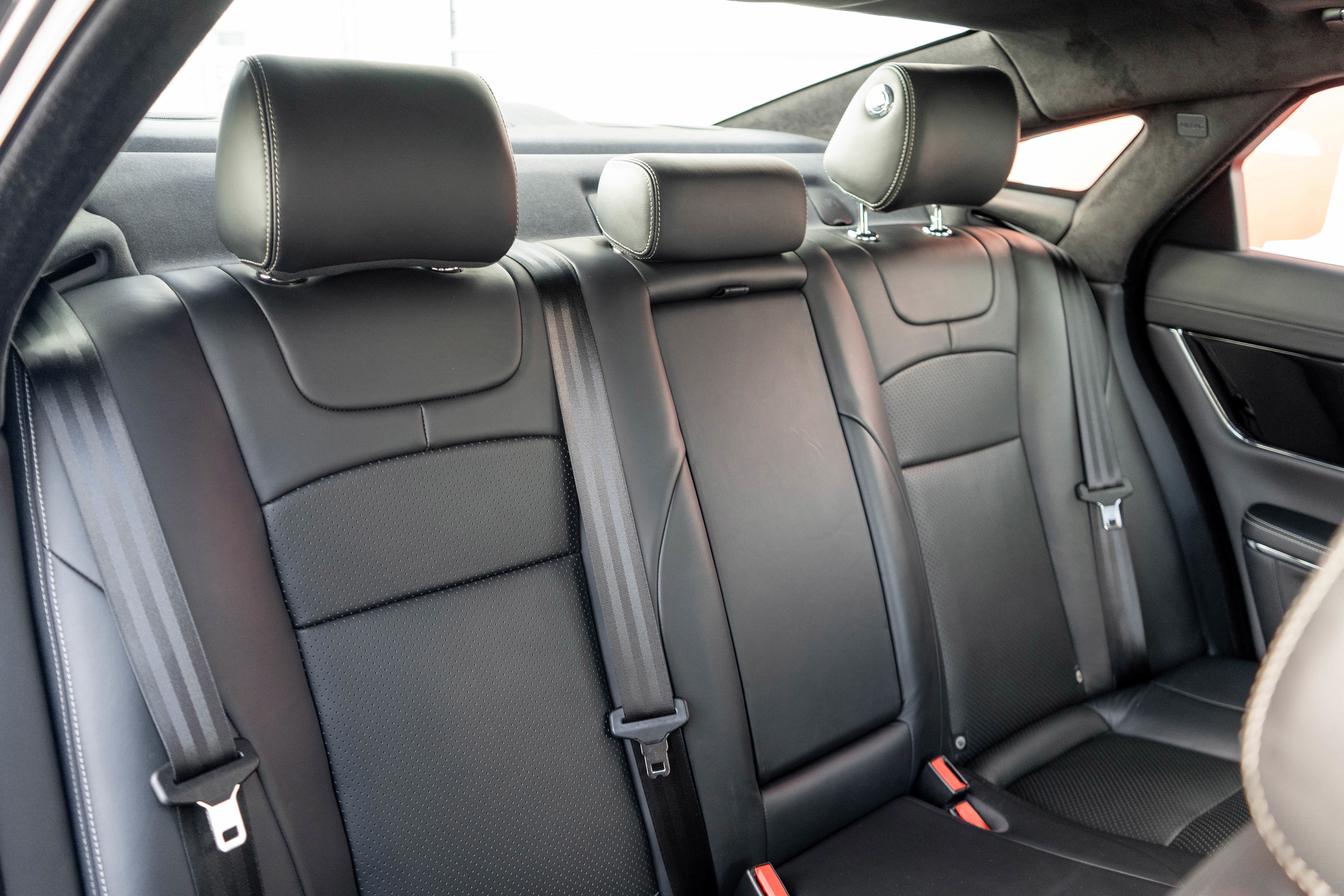 Used 2015 Jaguar XJ image 28