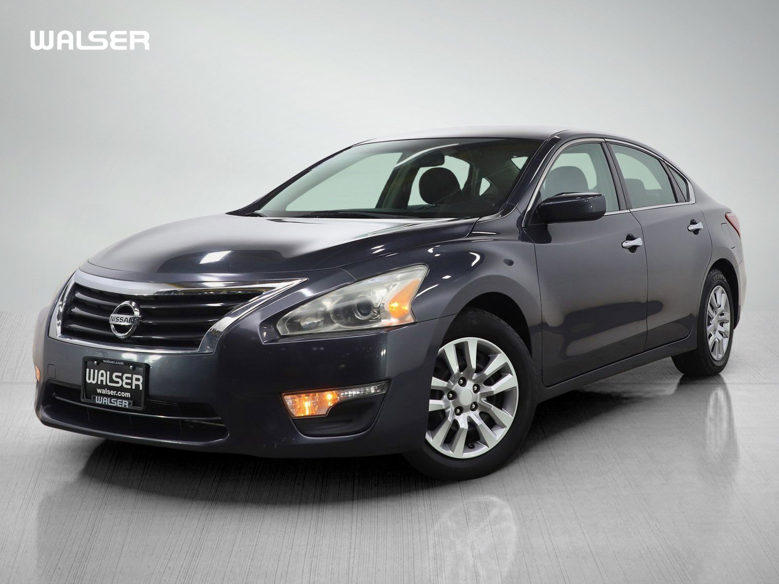 Used 2013 Nissan Altima 2.5 S image 1