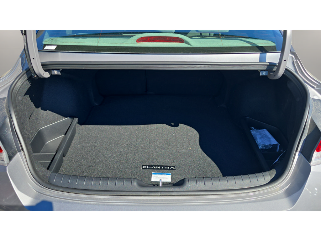 New 2026 Hyundai Elantra SEL Sport Premium w/ Cargo Package FWD image 9
