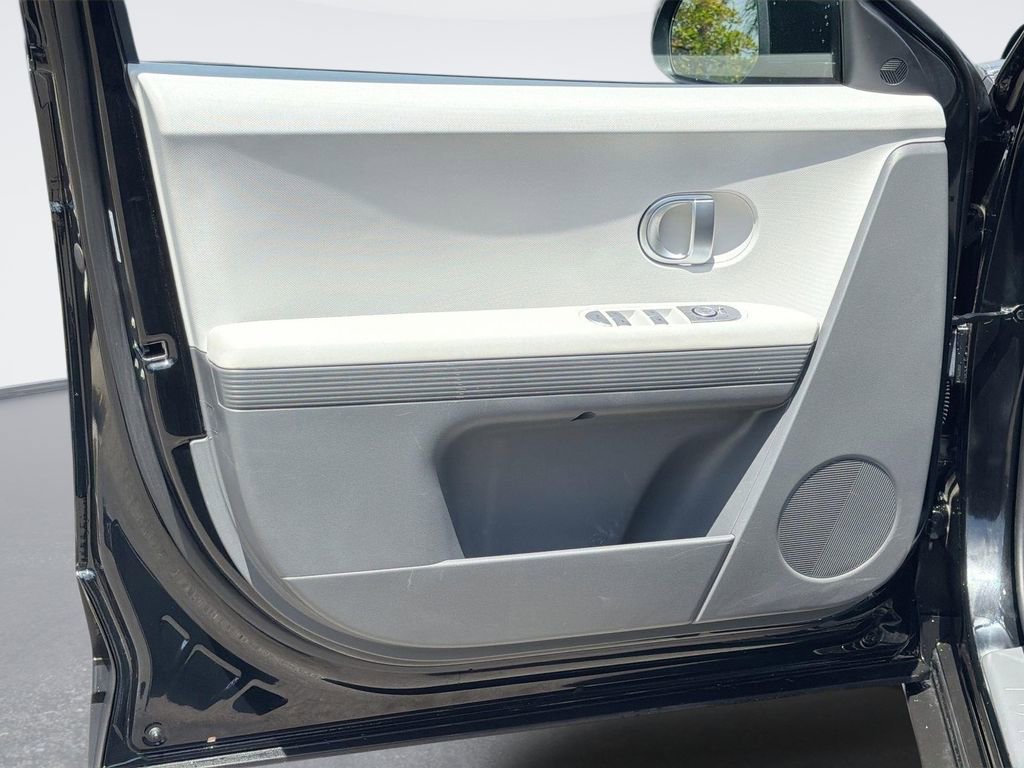 Used 2024 Hyundai Ioniq 5 SEL RWD image 18