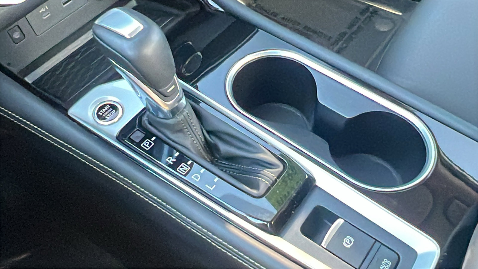 Used 2023 Nissan Altima 2.5 SV w/ SV Premium Package image 28