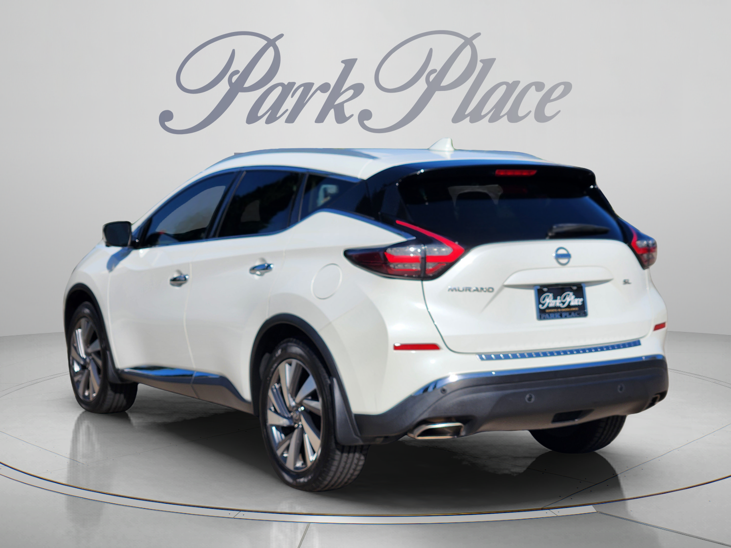 Used 2020 Nissan Murano SL w/ Moonroof Package FWD image 3