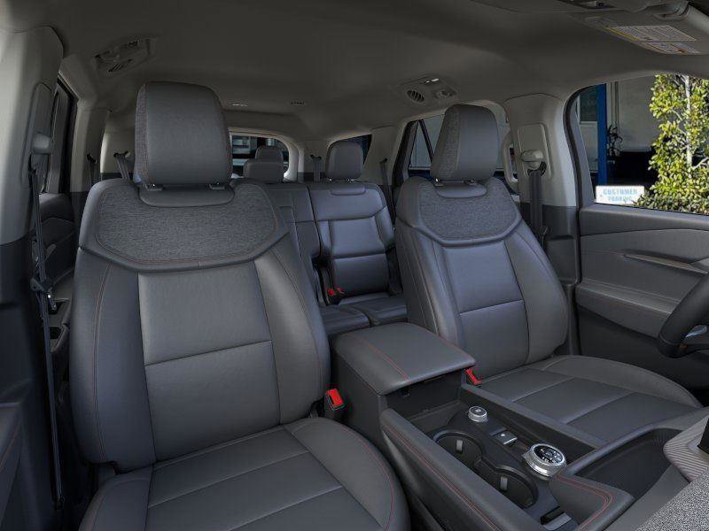 New 2025 Ford Explorer Active w/ Active Comfort Package image 10