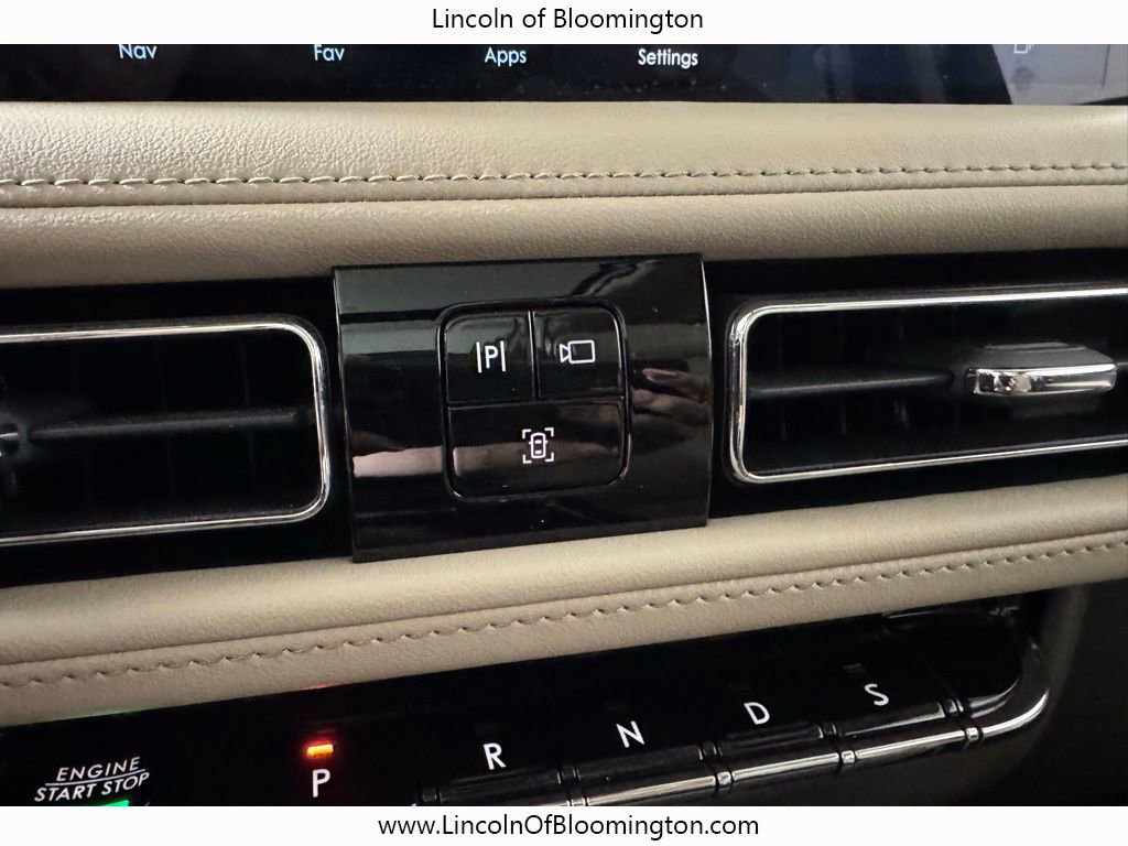 Used 2022 Lincoln Nautilus Reserve w/ Equipment Group 201A AWD/4WD image 55