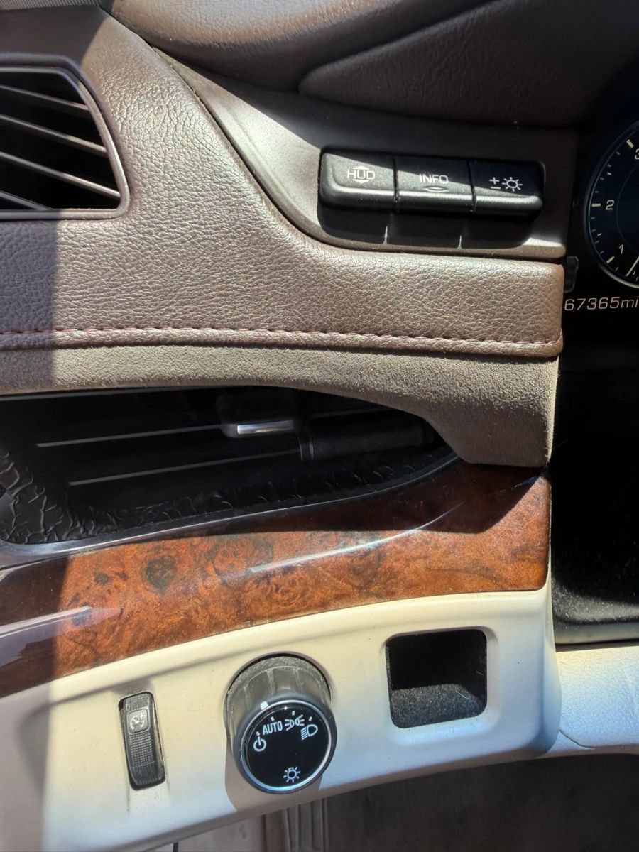 Used 2015 Cadillac Escalade ESV Luxury RWD image 20