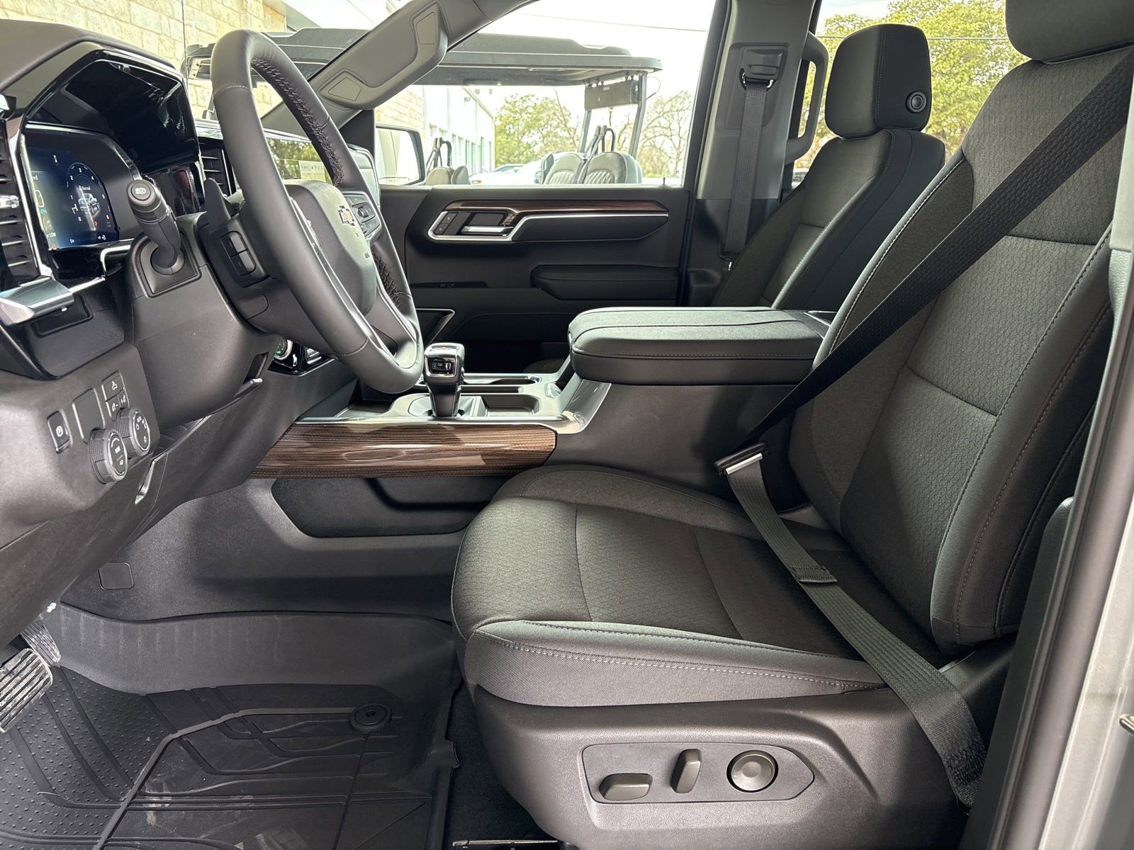 New 2026 Chevrolet Silverado 1500 LT w/ Protection Package image 10