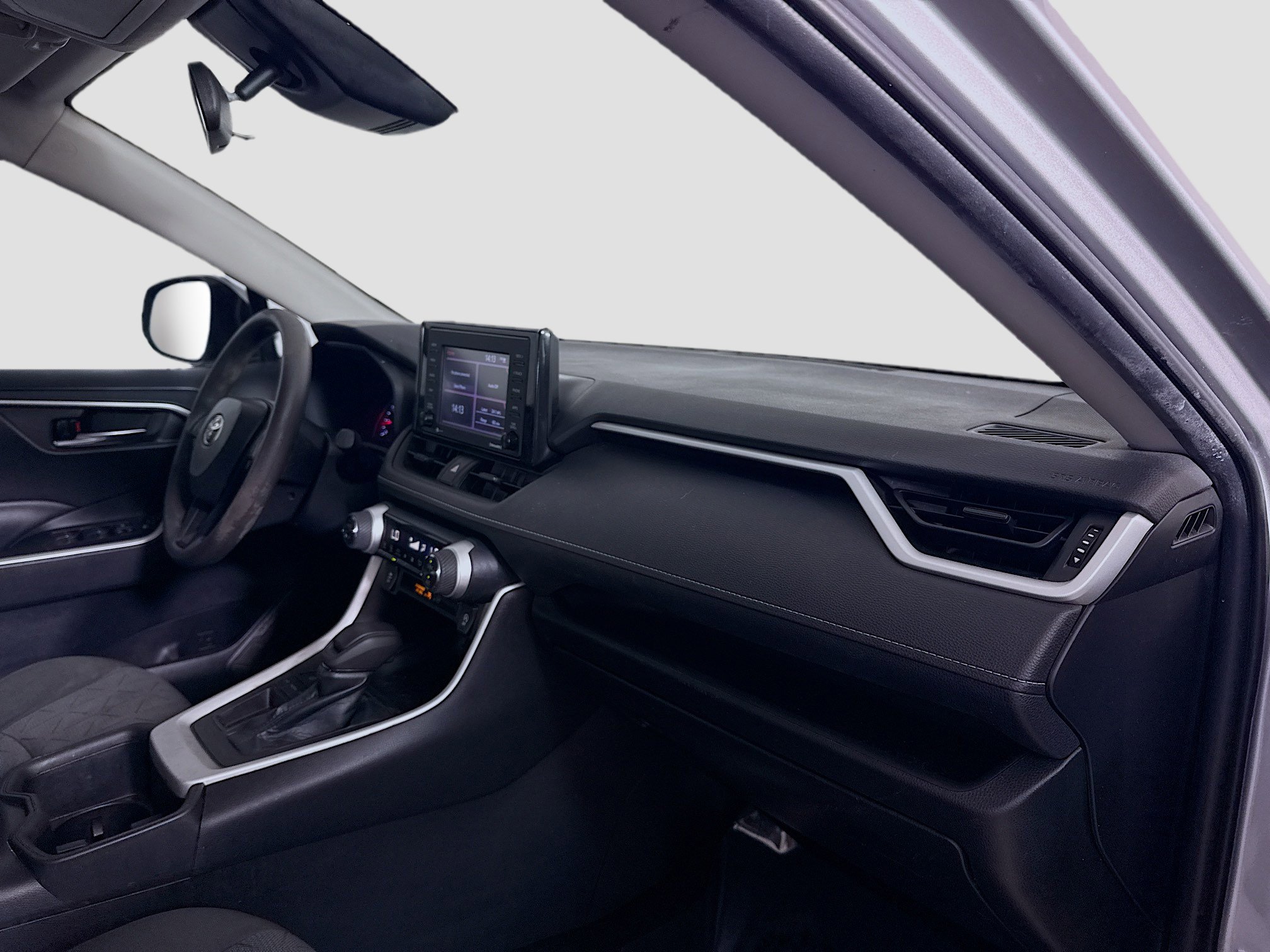 Used 2022 Toyota RAV4 XLE image 30