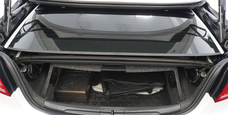Used 2015 Volkswagen Eos Komfort FWD image 40