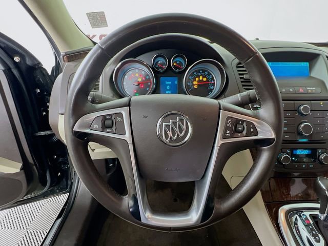 Used 2012 Buick Regal Premium FWD image 12