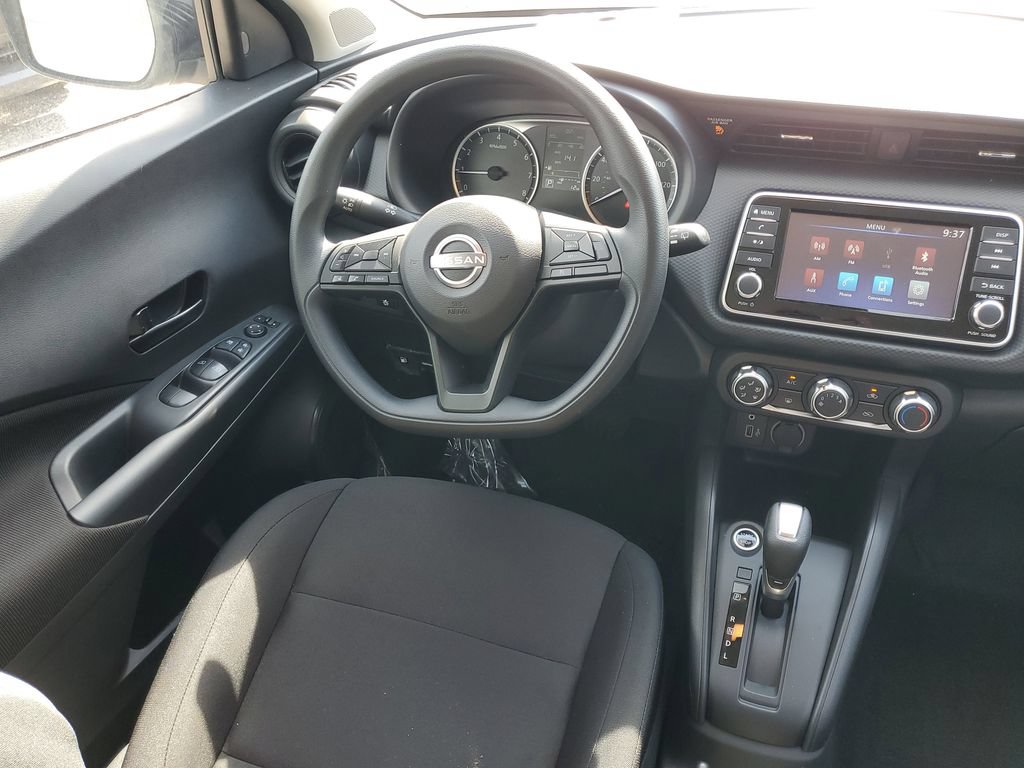 New 2025 Nissan Kicks Play S FWD image 12