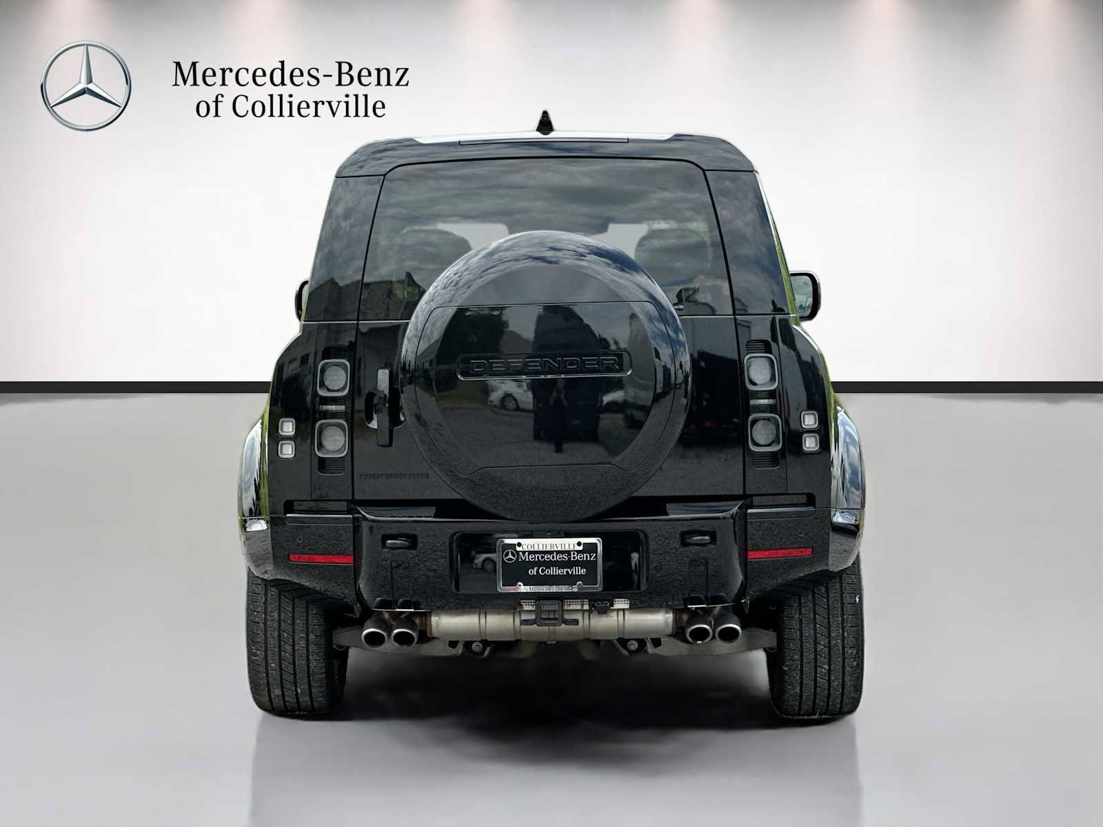 Used 2025 Land Rover Defender 110 V8 AWD/4WD image 6