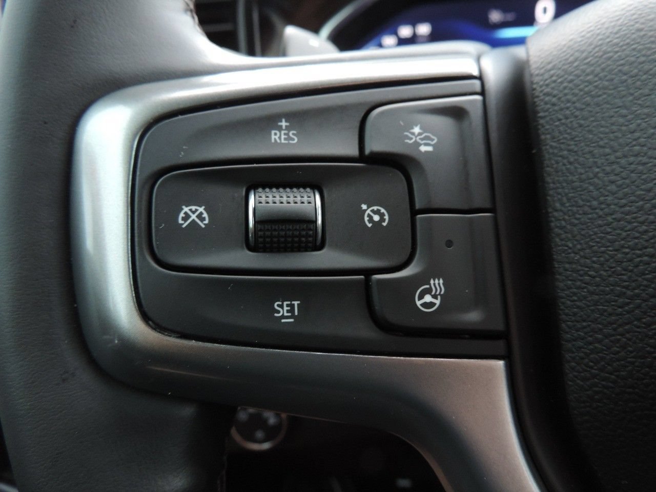 Used 2025 Chevrolet Silverado 1500 LT w/ Texas Edition Plus AWD/4WD image 30