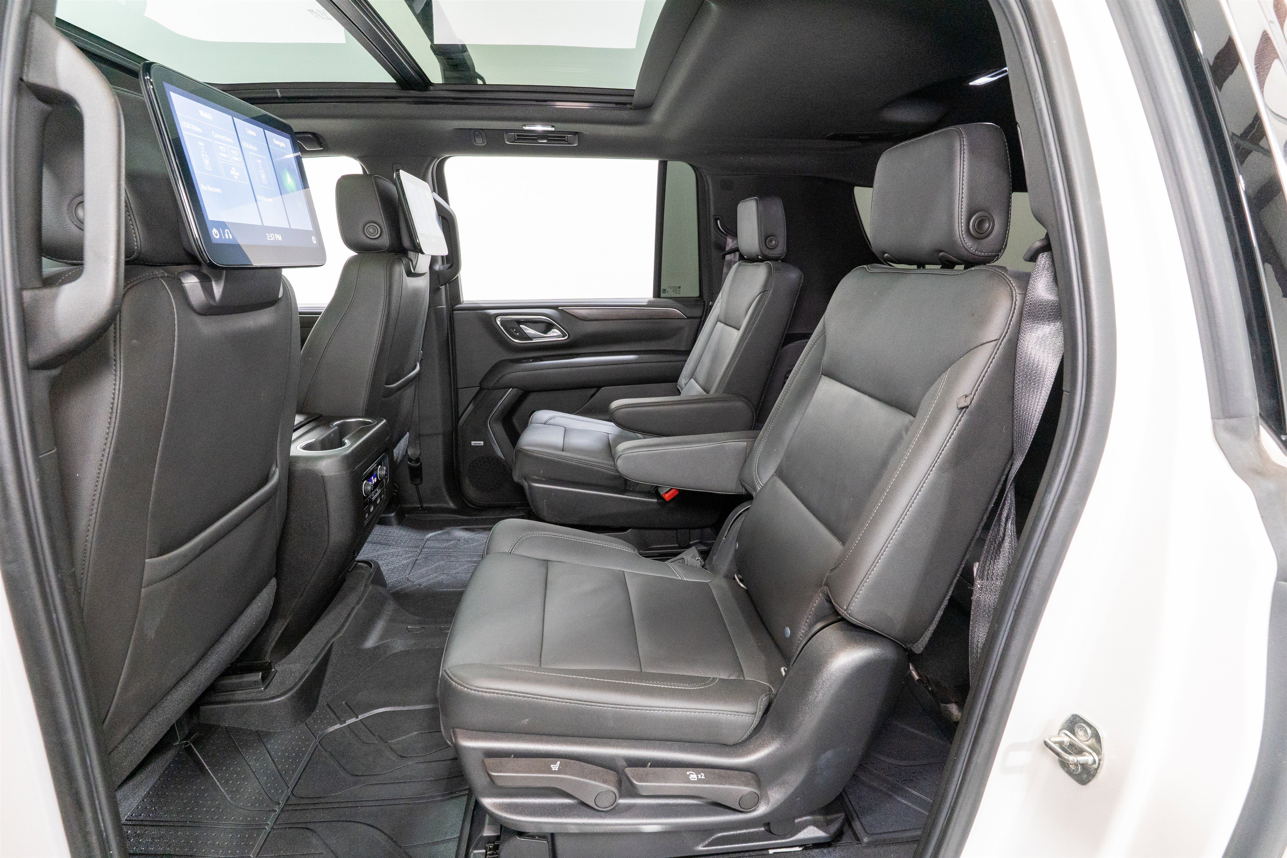 Used 2021 Chevrolet Suburban LT w/ Rear Media and Nav Package AWD/4WD image 33