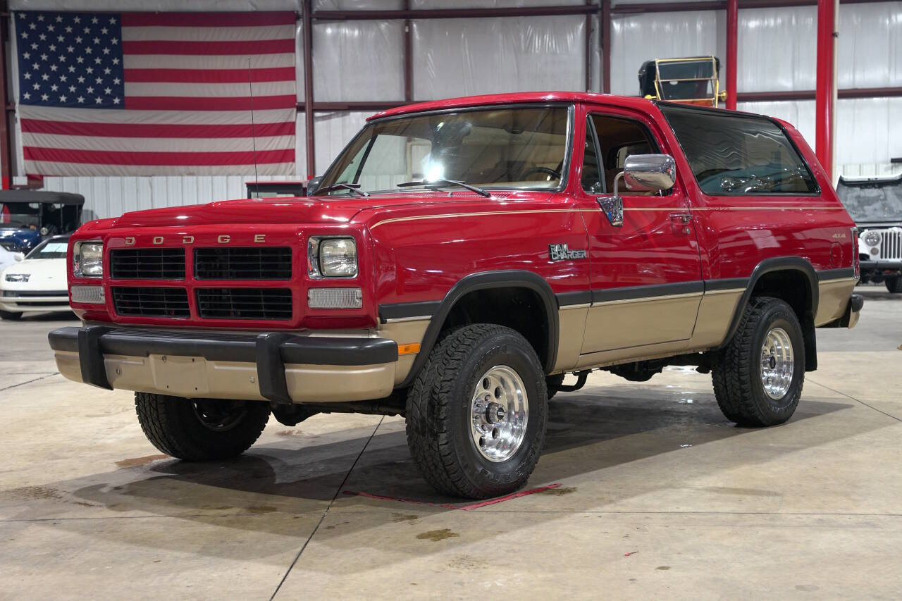 Used 1992 Dodge Ramcharger 4WD image 1