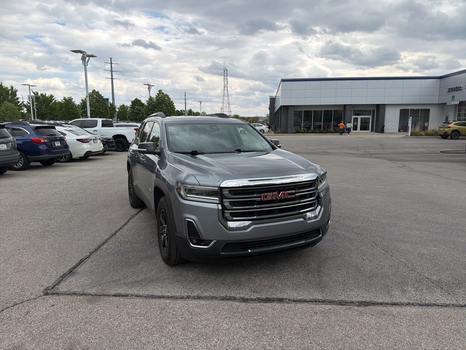 Used 2021 GMC Acadia AT4 w/ Preferred Package AWD/4WD image 9