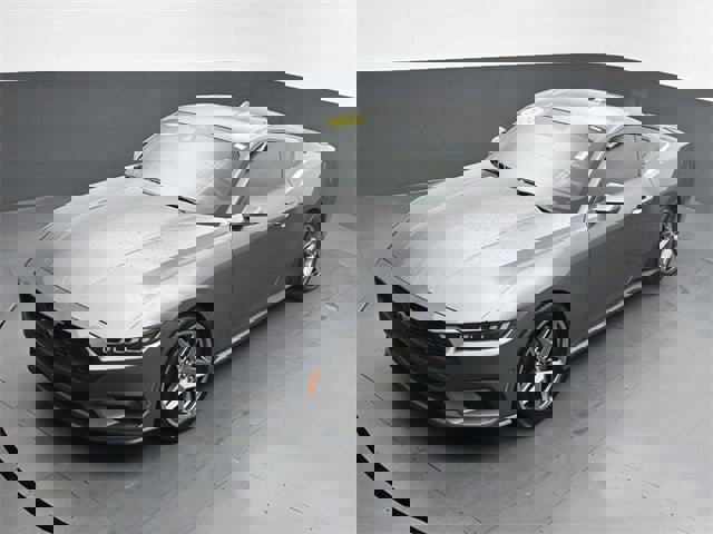 Used 2024 Ford Mustang Premium image 18