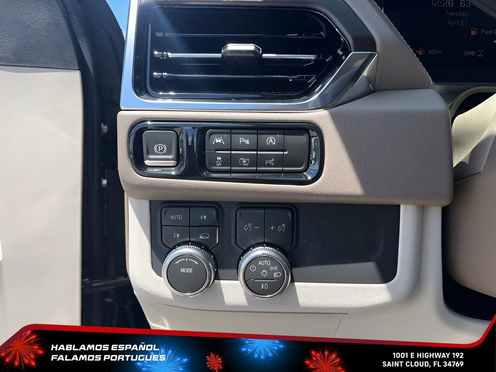 New 2026 GMC Yukon XL Denali w/ Sun & Power Step Package AWD/4WD image 25