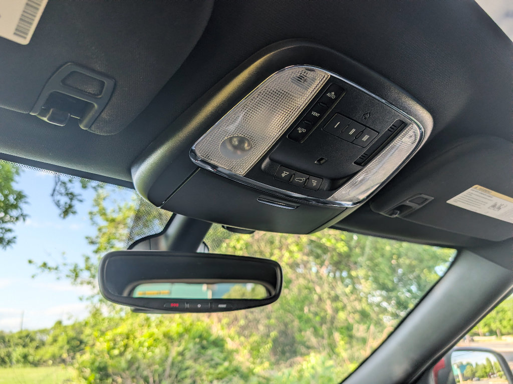 Used 2018 Jeep Grand Cherokee Altitude AWD/4WD image 17
