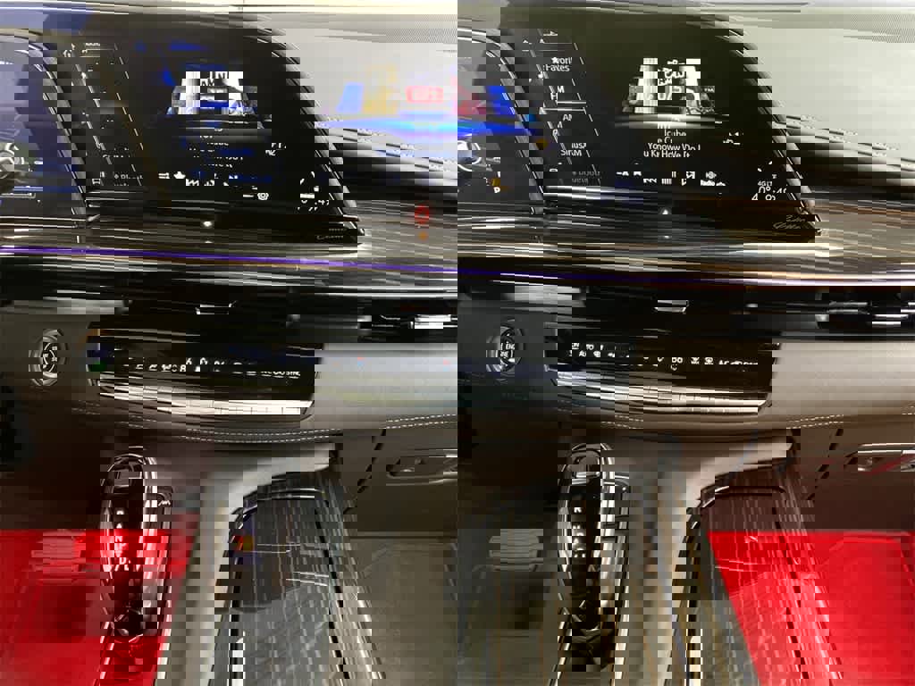 Certified 2024 Cadillac Escalade Sport image 23