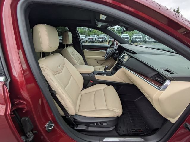 Used 2017 Cadillac XT5 Premium Luxury AWD/4WD image 36