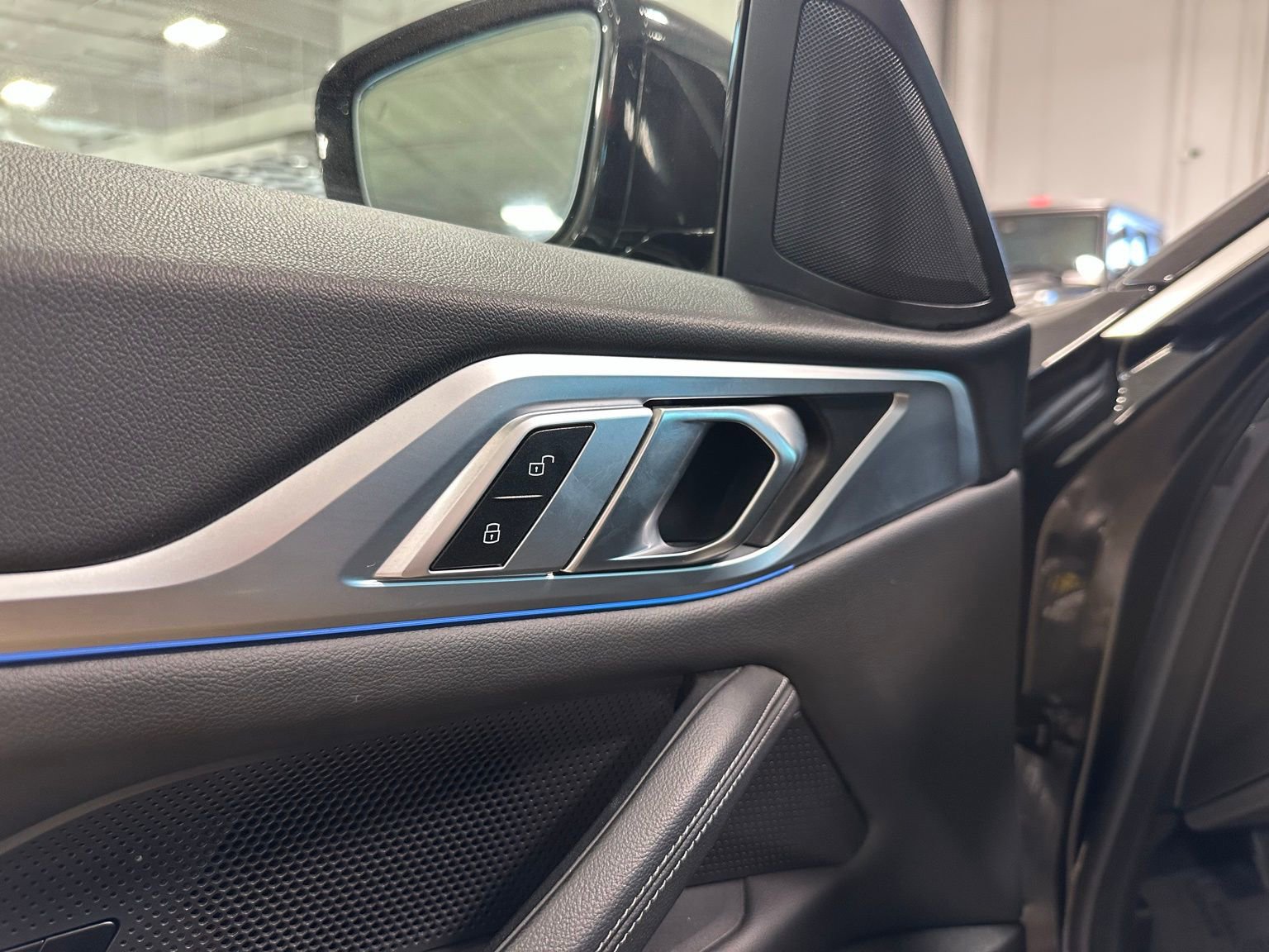 Used 2025 BMW i4 xDrive40i image 12