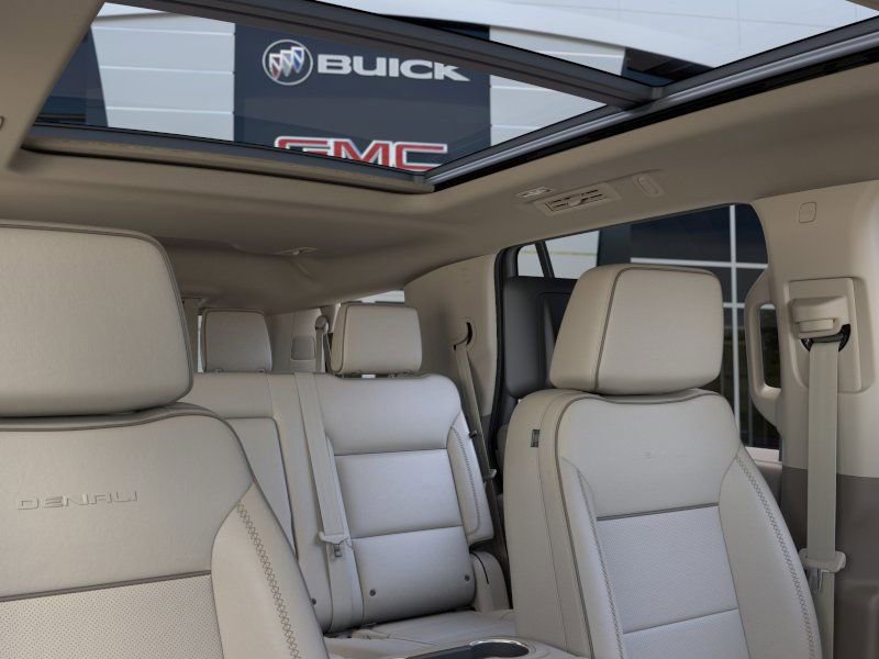 New 2025 GMC Yukon Denali w/ Denali Reserve Package image 25