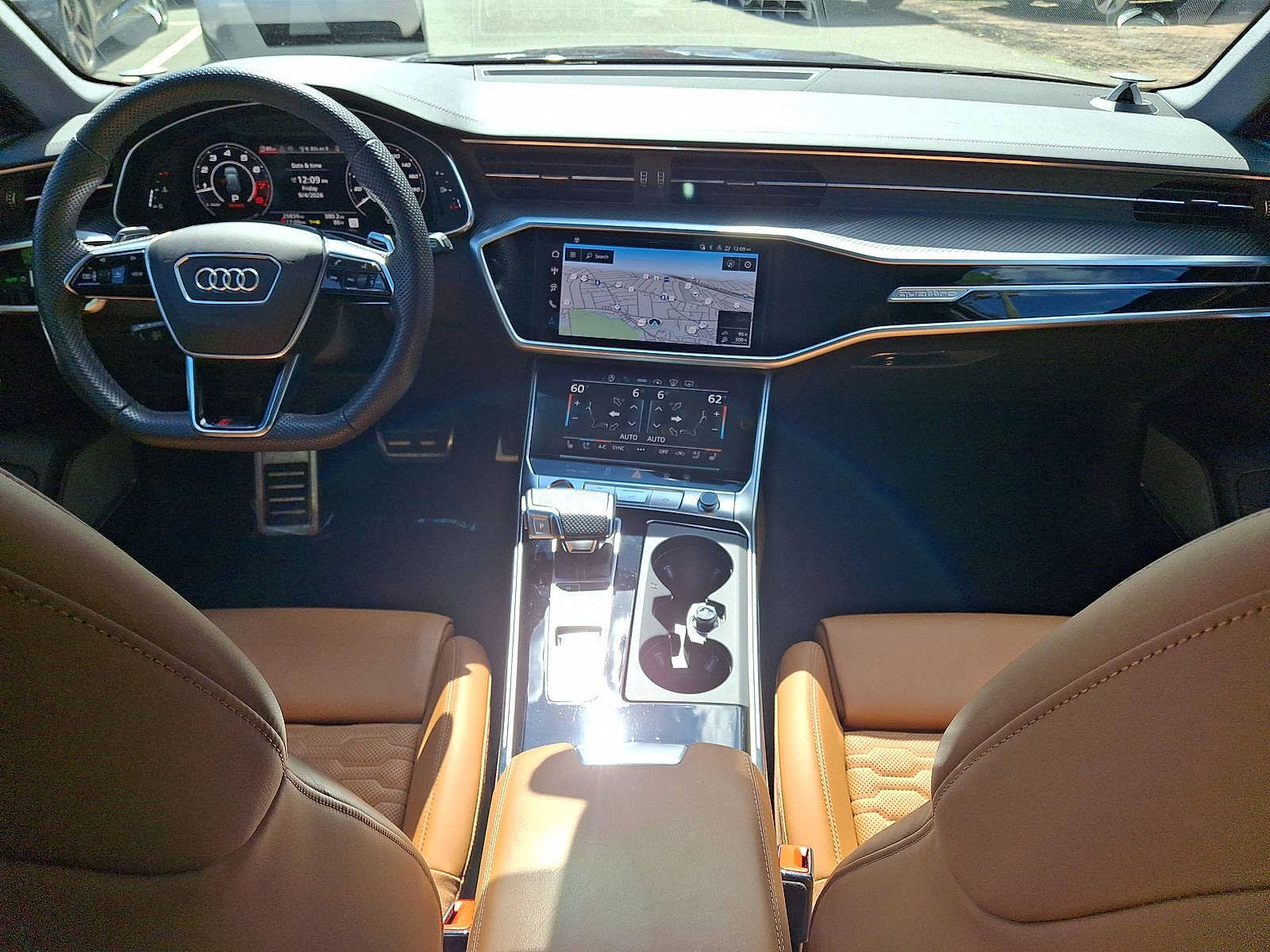 Certified 2024 Audi RS 6 performance AWD/4WD image 10