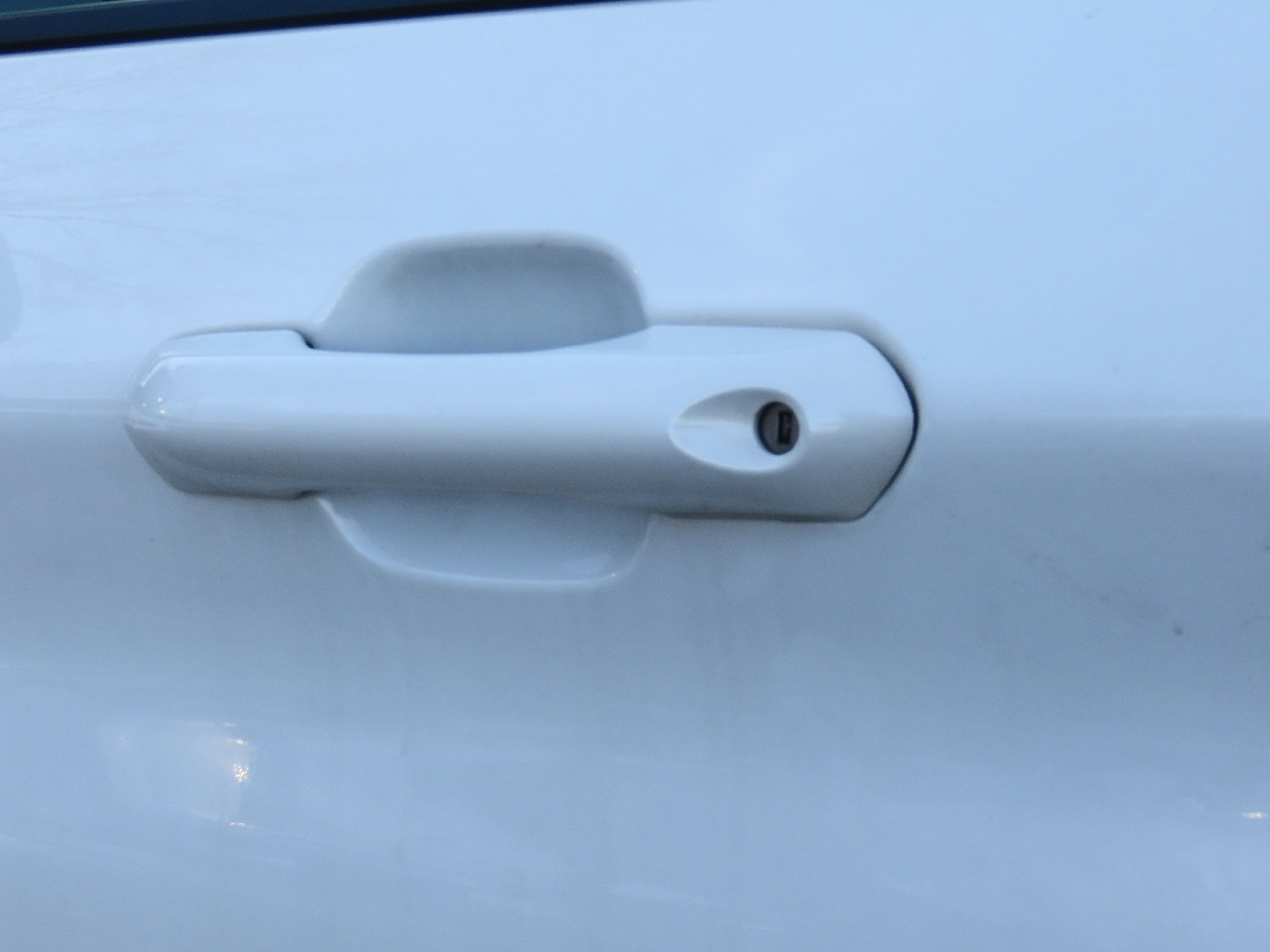 Used 2023 Ford Explorer XLT w/ Equipment Group 202A image 20