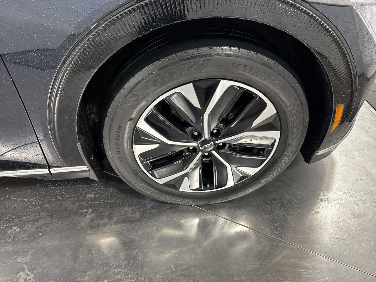 Certified 2023 Kia EV6 Wind w/ Wind Technology Package image 13