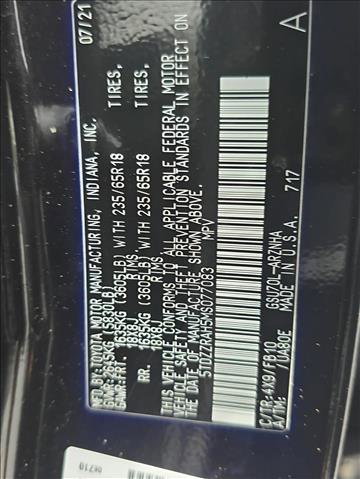 Used 2021 Toyota Highlander LE FWD image 26