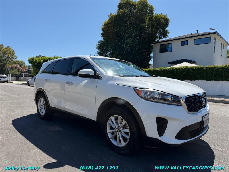Used 2019 Kia Sorento FWD image 3